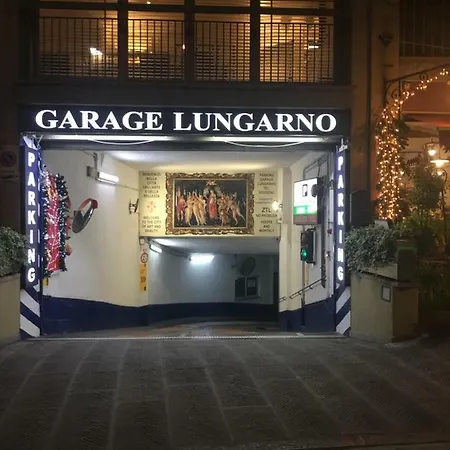 老桥美景豪华公寓 *